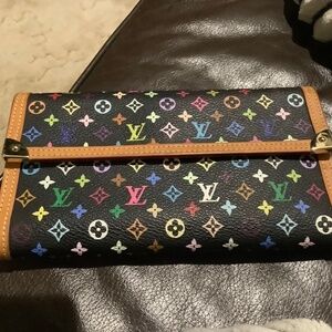 Louie Vuitton